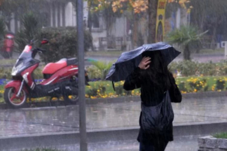 Ankara Valiliğinden kuvvetli fırtına uyarısı