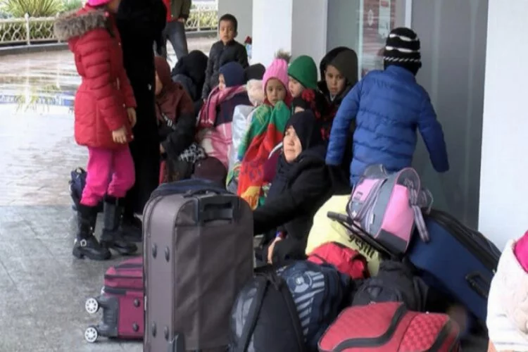 Göçmenler bugün de Edirne'ye gidiyor