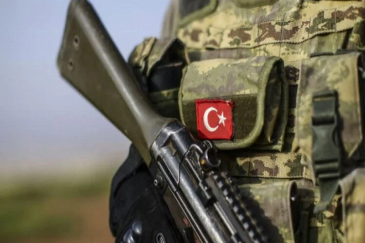 Jandarmanın ikna ettiği PKK'lı terörist teslim oldu