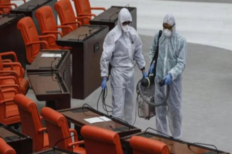 TBMM Genel Kurul salonu dezenfekte edildi