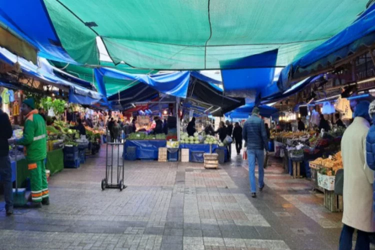 Bursa'da çarşı pazarda virüs teyakkuzu!