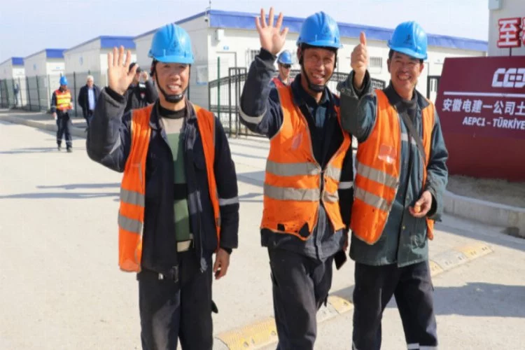 Türkiye'de 2 bin 263 Çinli çalışıyor