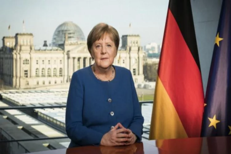Merkel, salgın nedeniyle kendisini karantina aldı!