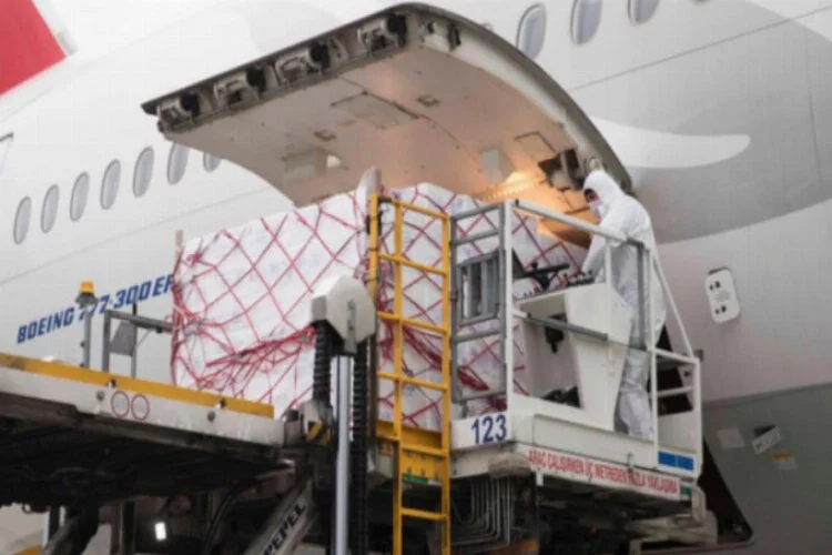 Turkish Cargo artırılmış kapasitesi ile sağlık ürünlerini Türkiye'ye ulaştırıyor
