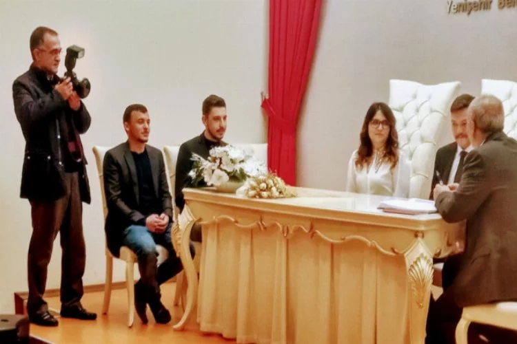 Bursa'da oğlunun nikah törenini böyle fotoğrafladı