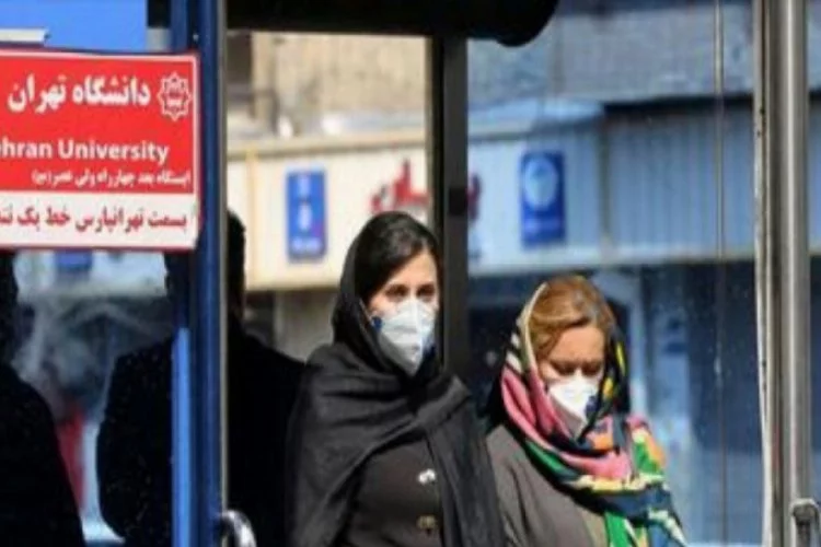 İran'a Türkiye'nin gönderdiği sağlık malzemeleri ulaştı