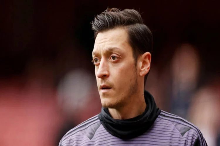Mesut Özil'in menajerinden transfer açıklaması!