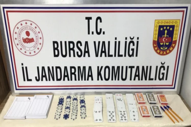 Bursa'da jandarmadan kumarhane baskını
