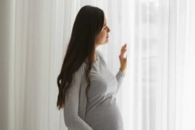 Koronavirüs hamilelik sırasında bebeğe bulaşıyor mu?