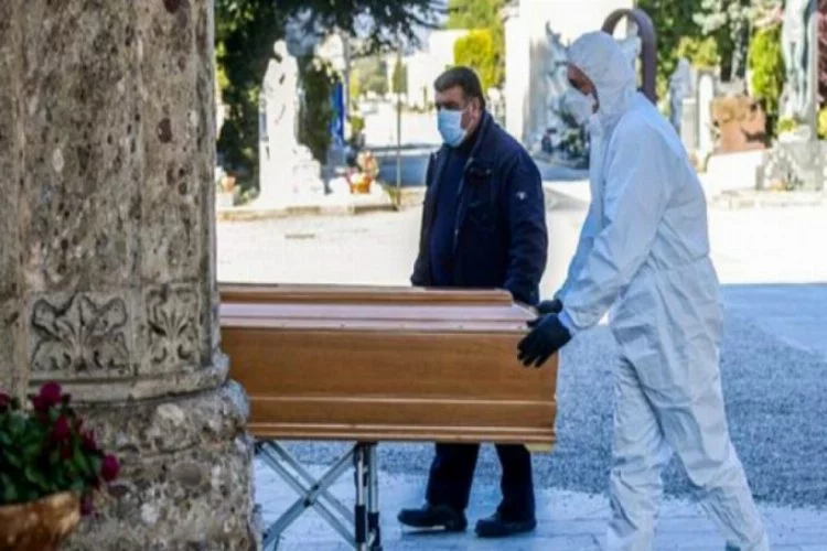 İspanya'da son 24 saatte 849 kişi hayatını kaybetti