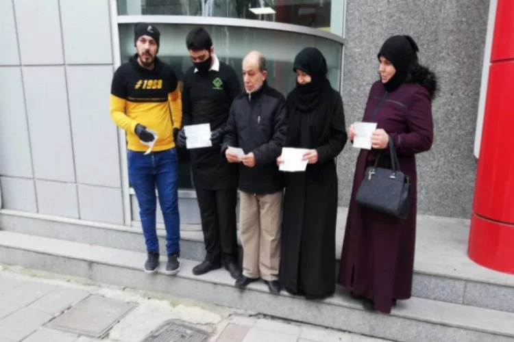 Bursa'da Suriyelilerden kampanyaya destek