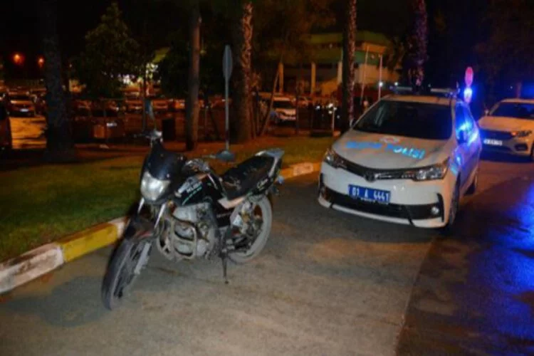 Polisten kaçan motosikletli 2 kişi havalimanında yakalandı