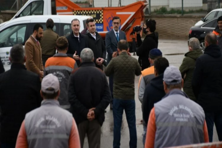 Bursa'da Başkan Taban'dan temizlik çalışanlarına özel teşekkür