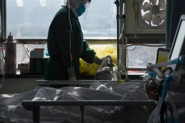 En acı haber! 6 haftalık bebek koronavirüsten hayatını kaybetti