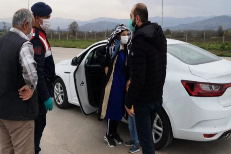 Bursa'da çocuklarıyla seyahat eden sürücüye ceza kesildi!