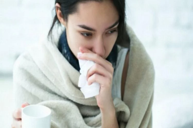 Koronavirüs semptomlarını nezle, grip ve alerjiden nasıl ayırabiliriz?