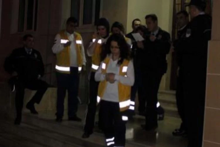 Bursa'da sağlık çalışanlarına çirkin saldırı