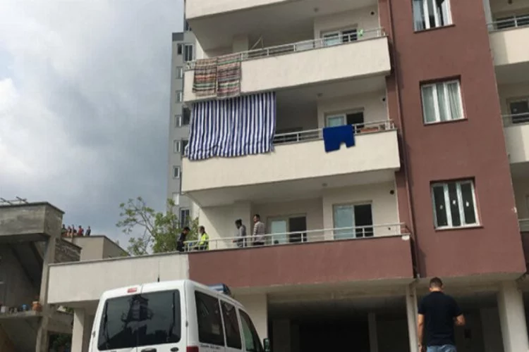 7. kattaki evlerinin balkonundan düşen kadın öldü