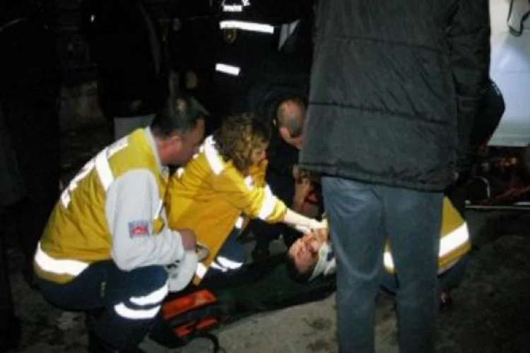İznik'te trafik kazası:2 yaralı