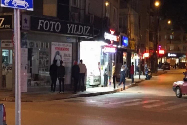 Bursa'da vatandaş iftar sonrası sokağa döküldü!