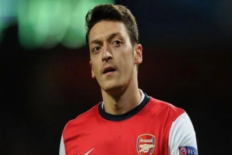 Arsenal'e Mesut Özil için transfer önerisi