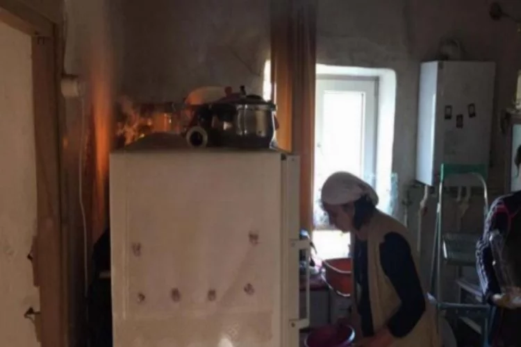Anne ve kızının evinde kendiliğinden yangınlar çıkıyor