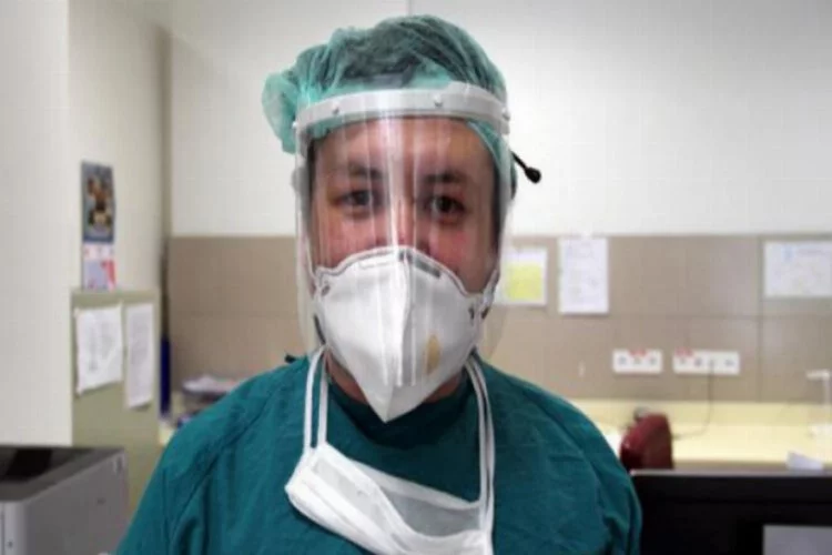 Koronavirüsü yenen doktor, plazma bağışıyla hastalarına umut olacak