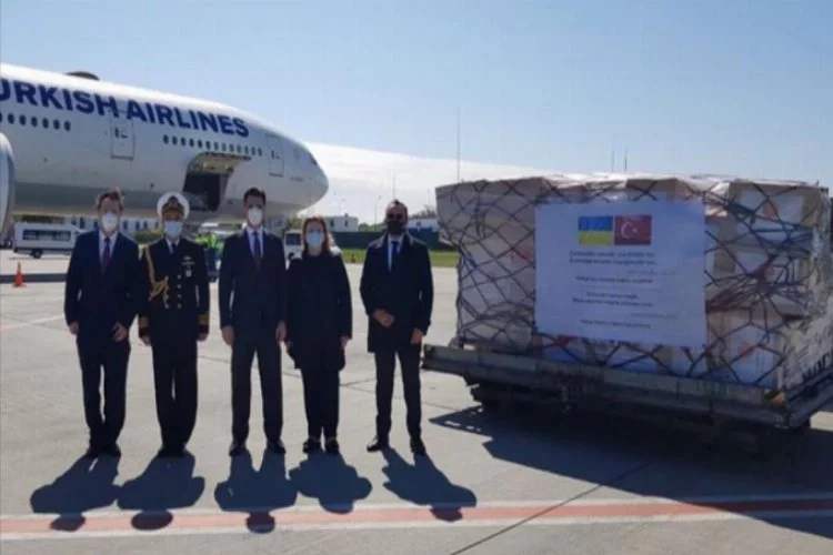 Türkiye'nin tıbbi yardım malzemeleri Ukrayna'da