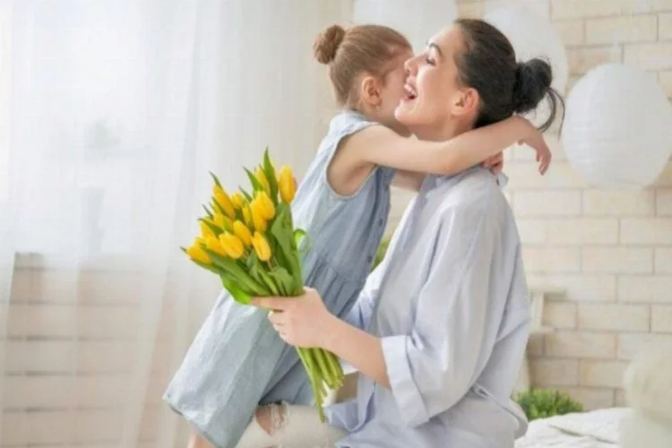 Hakkı ödenemeyecek tüm annelerimizin 'Anneler Günü' kutlu olsun!