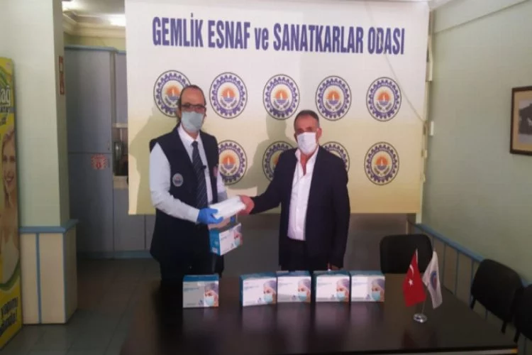 Bursa Gemlik'te belediye ve esnaftan koronayla ortak mücadele