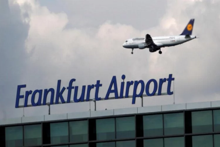 Frankfurt Havalimanı'nın yolcu sayısı yüzde 45,7 azaldı