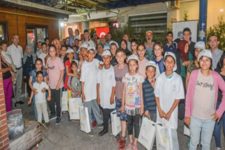 Bursa Karacabey'den çocuklara moral ziyareti