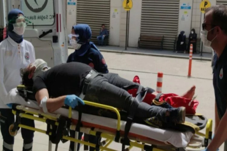 Bursa'da satın aldığı motosikletiyle kaza yaptı, bacağı kırıldı