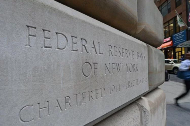 Fed kısa vadede risklere dikkat çekti