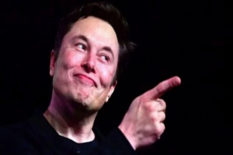 Elon Musk, evlerini satışa çıkardı
