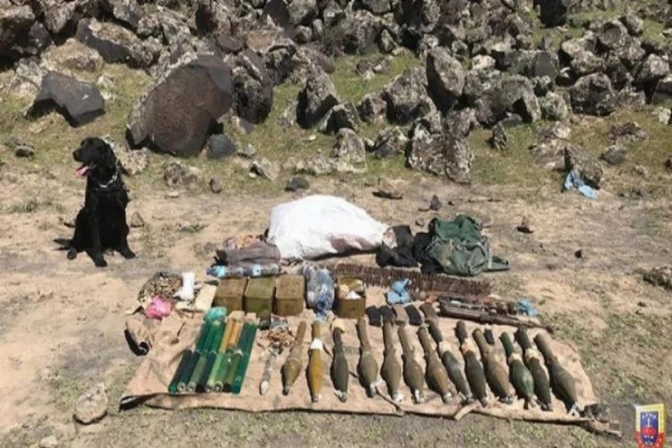 PKK'lı teröristlere ait silah ve mühimmat ele geçirildi!