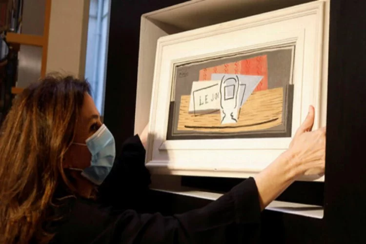 Oğlunun hediye ettiği biletle çekilişe katıldı, Picasso tablosu kazandı!