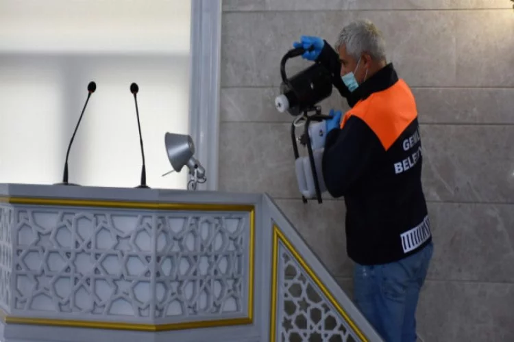 Bursa Gemlik'te camiler dezenfekte ediliyor