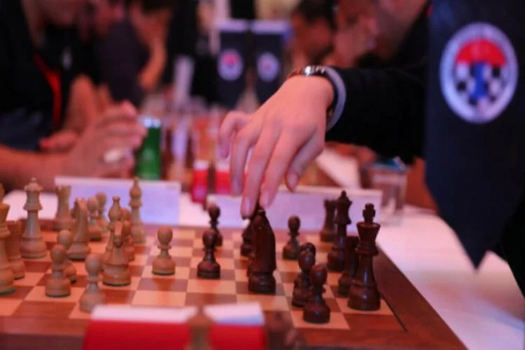 Satrançta online turnuvaya rekor katılım sağlandı
