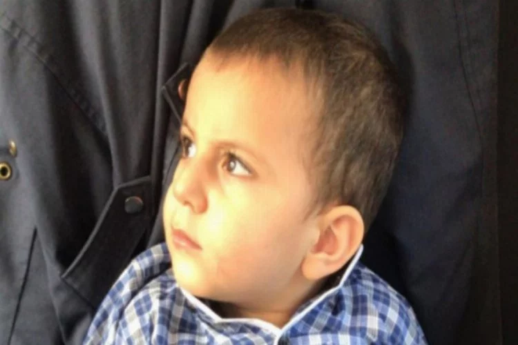 Bursa'da 1,5 yaşındaki çocuk evinden 1 kilometre uzakta bulundu