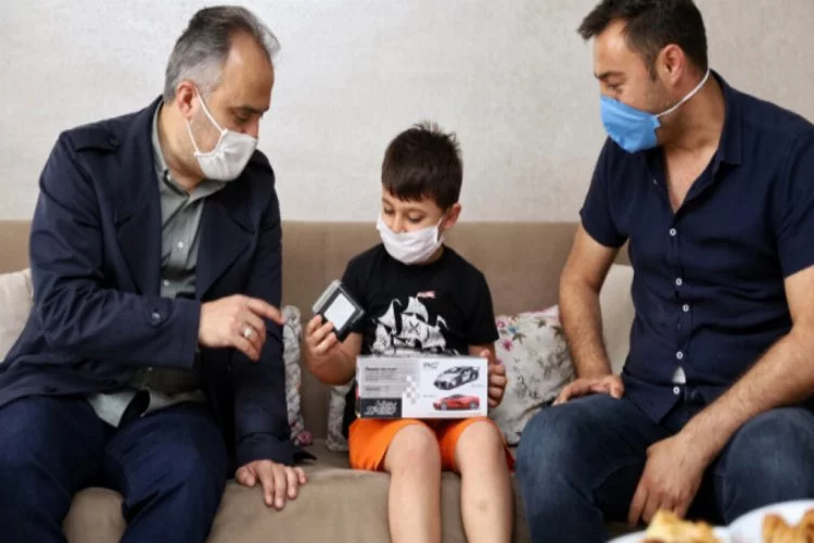 Bursa'da yaralı zabıtaya Başkan Aktaş'tan 'geçmiş olsun' ziyareti