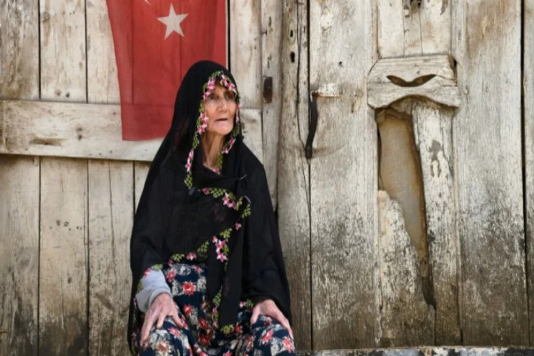 Bursa'da 80 yaşındaki Mahmuriye Nineden duygulandıran sözler