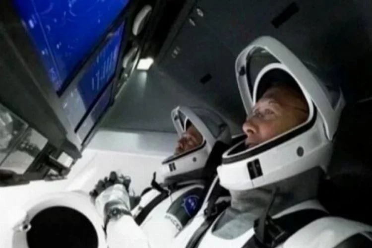 SpaceX, Uluslararası Uzay İstasyonu'na kenetlendi