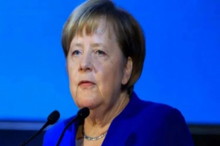 Merkel'den itiraf: Maalesef Almanya'da da var