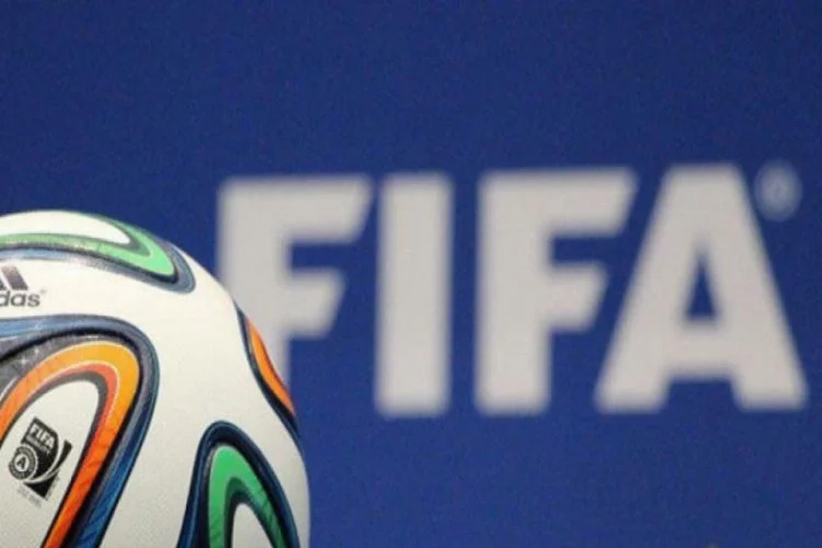 FIFA'dan dikkat çeken transfer açıklama!