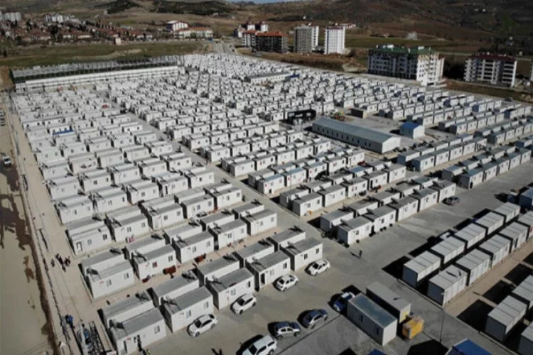 Deprem sonrası 2 bin 131 aile konteyner evlerde yaşamaya başladı