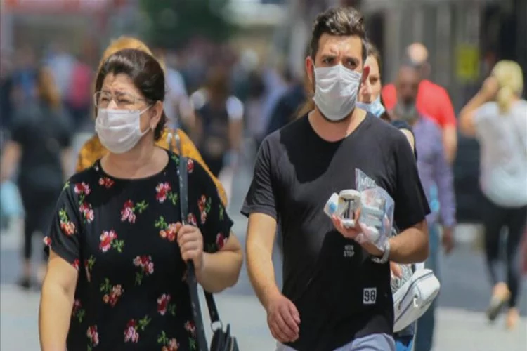 İzmir genelinde maske takmak artık zorunlu!