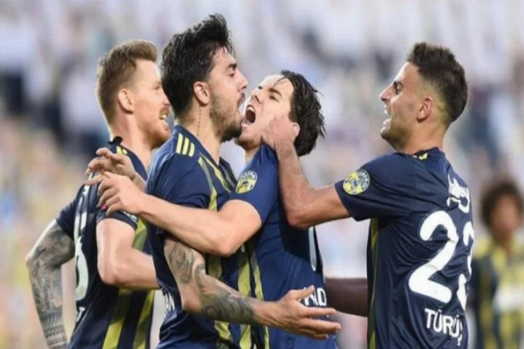 Fenerbahçe pes etmiyor!