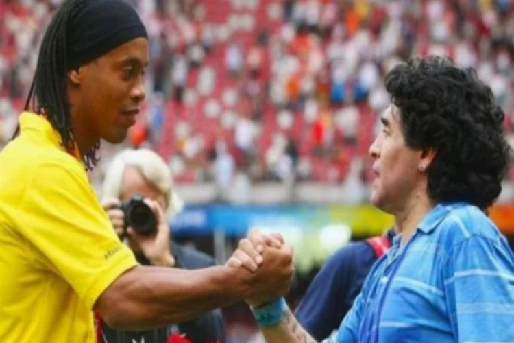 Ronaldinho futbola dönmek istiyor!