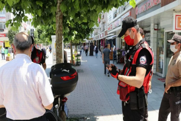 Maske takmayan 240 kişiye idari para cezası kesildi
